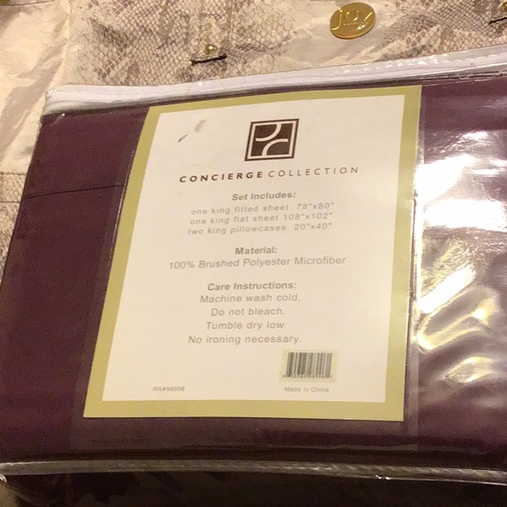 NWT KING SHEET SET CONCIERGE COLLECTION Purple SET. Still in zippered bag